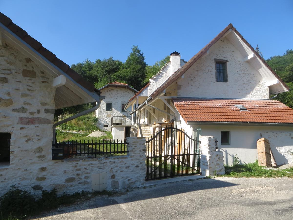 L'Hermitage Yenne Екстер'єр фото